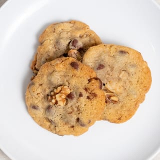 Walnut Choc Chip x12