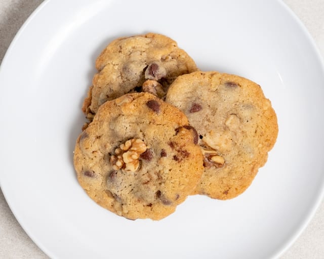 Walnut Choc Chip x12